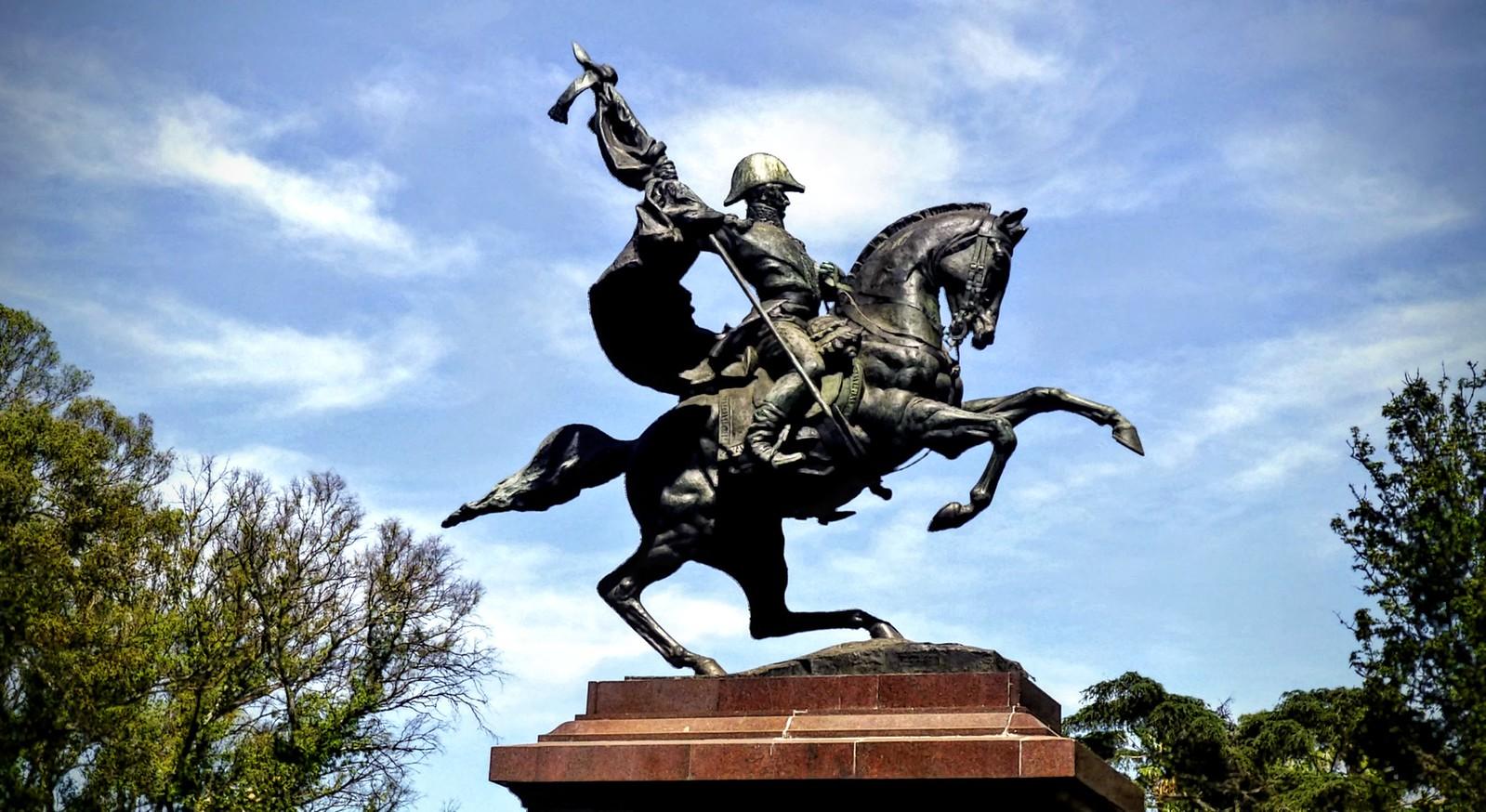 Monumento a Manuel Belgrano